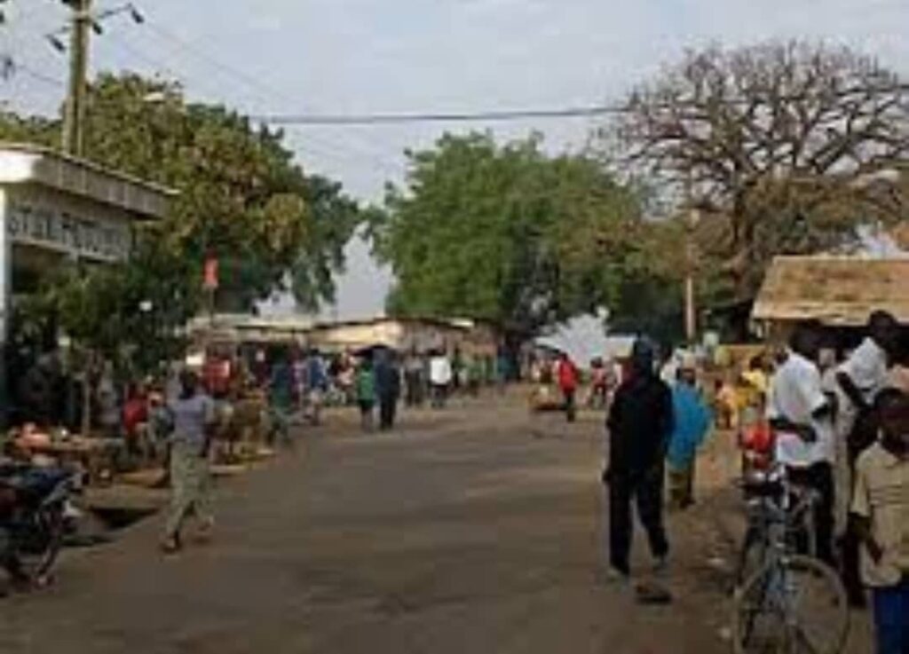 Cameroun : Des hommes armés prennent 08 femmes en otage